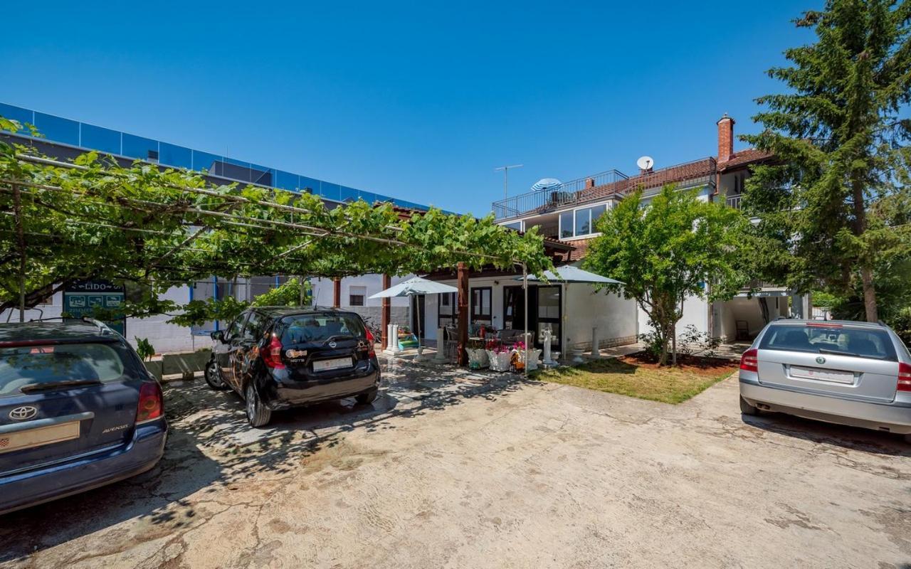 Apartmani Lido Basanija Exterior photo