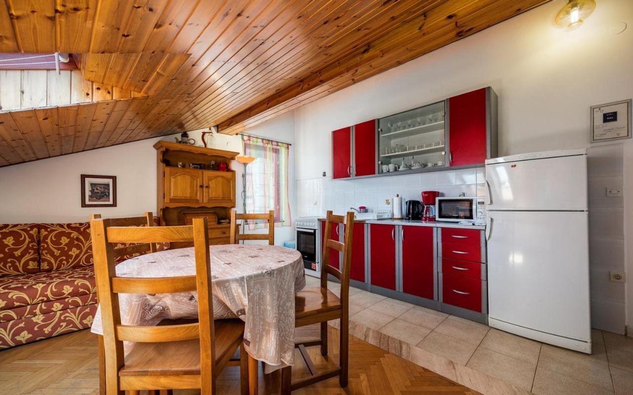 Apartmani Lido Basanija Exterior photo